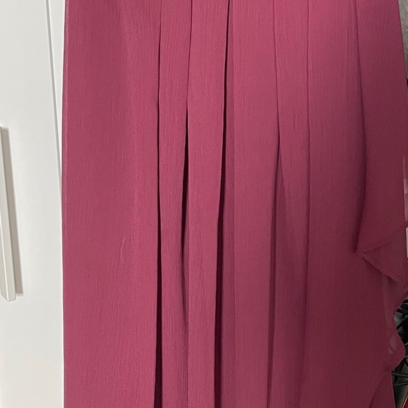 Bride’s Maid Dress - Picture 2 of 5